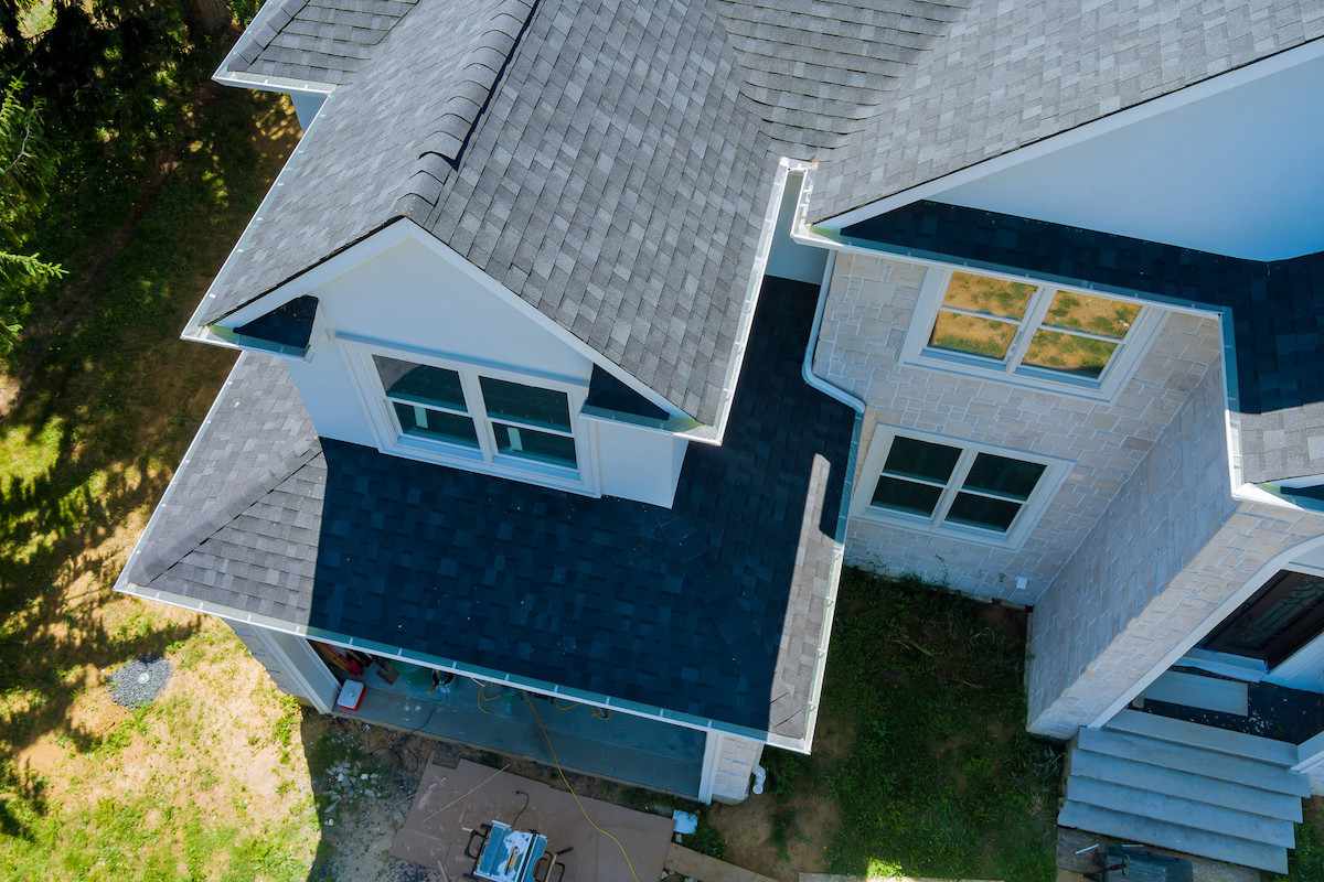 How long do residential roofs last?